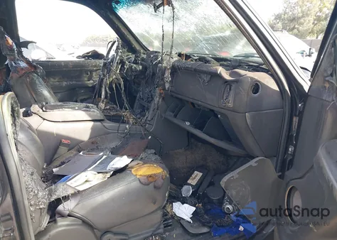 2003 Chevrolet Avalanche 1500 from USA, damaged, VIN 3GNEC13T43G172788